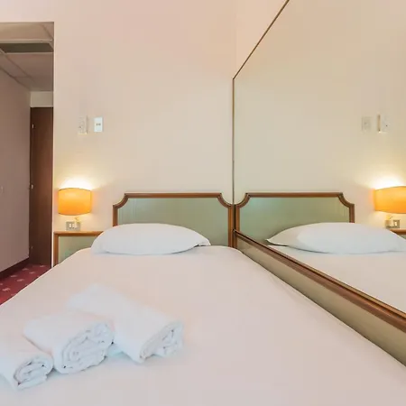 Polo Hotel 3*