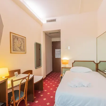 Polo Hotel
